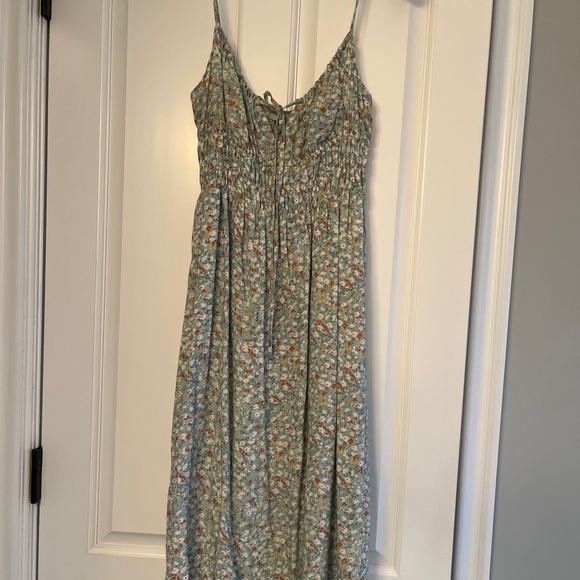 Rails Octavia Smocked Crepe Midi Dress XS - Picture 2 of 6